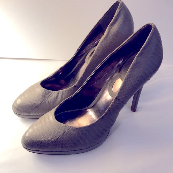 Charles David stilettos - Picture 2 of 5